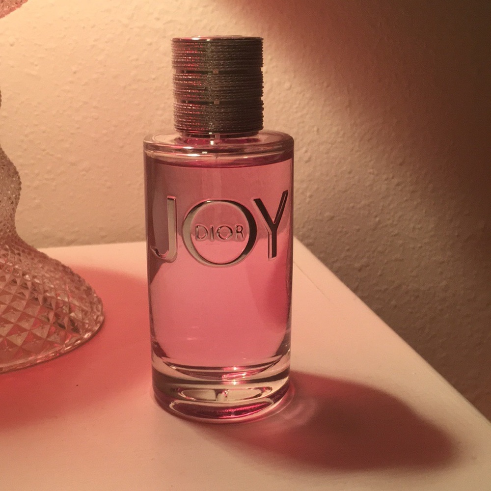 DIOR **JOY**